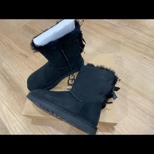 UGG Women's Bailey Bow II Suede & Sheepskin Boots, Black Size 10